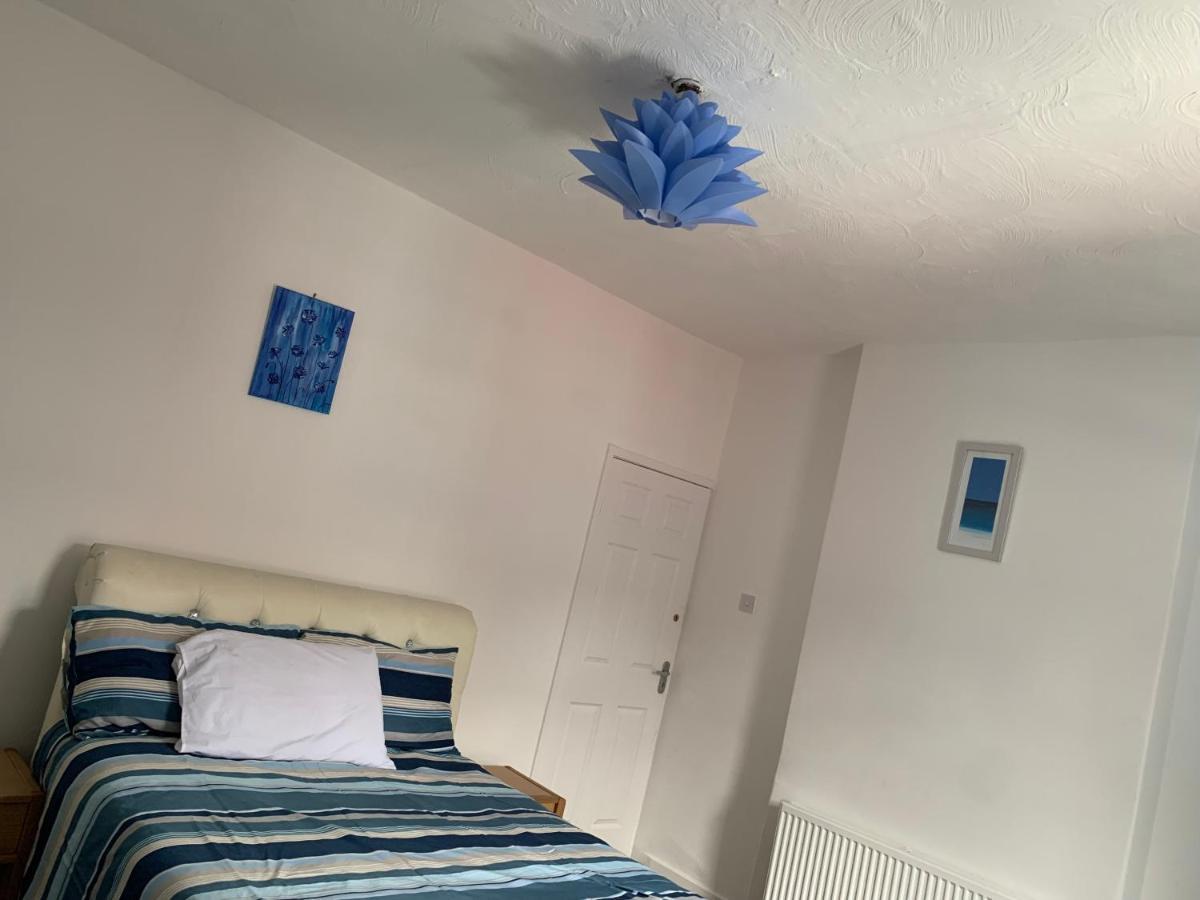 Starlight Self Service Accommodation Leigh  Esterno foto