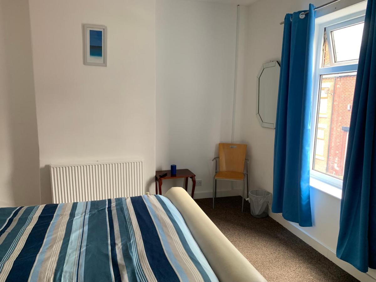 Starlight Self Service Accommodation Leigh  Esterno foto